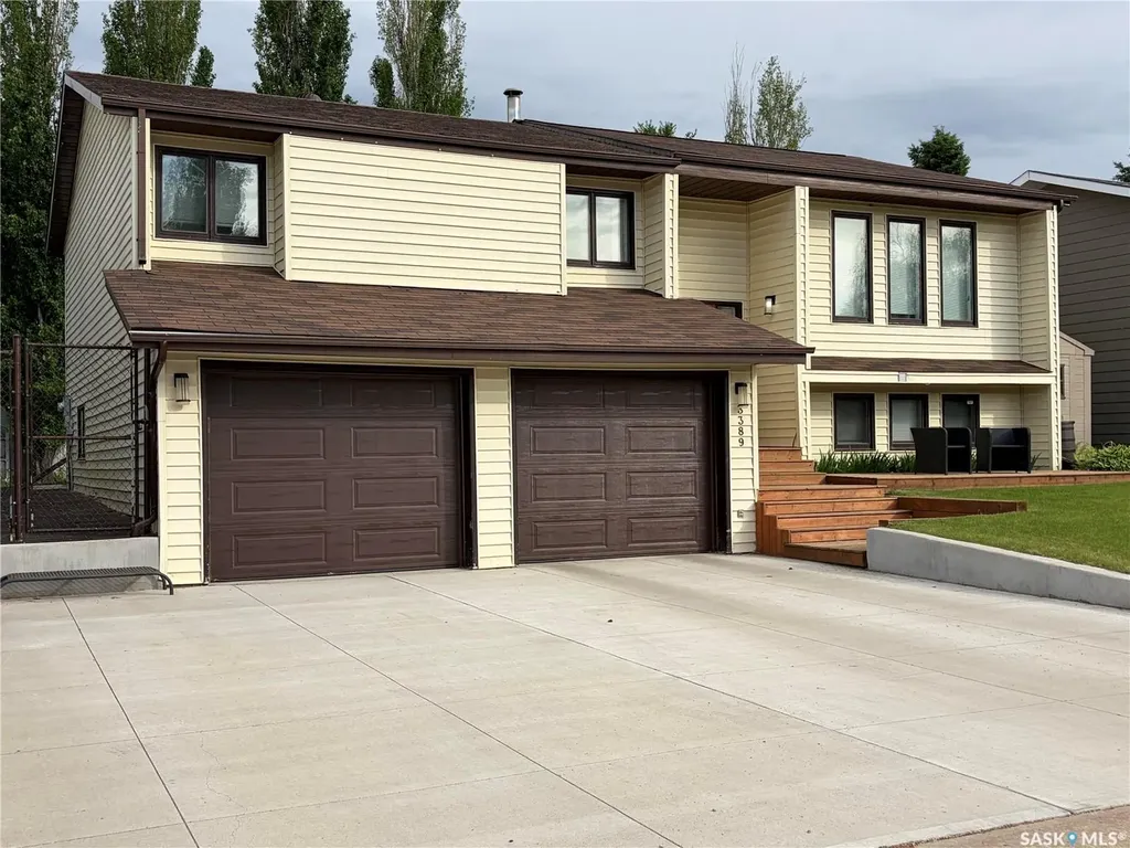 3389 Eagle Crescent Prince Albert SK S6V 7N5