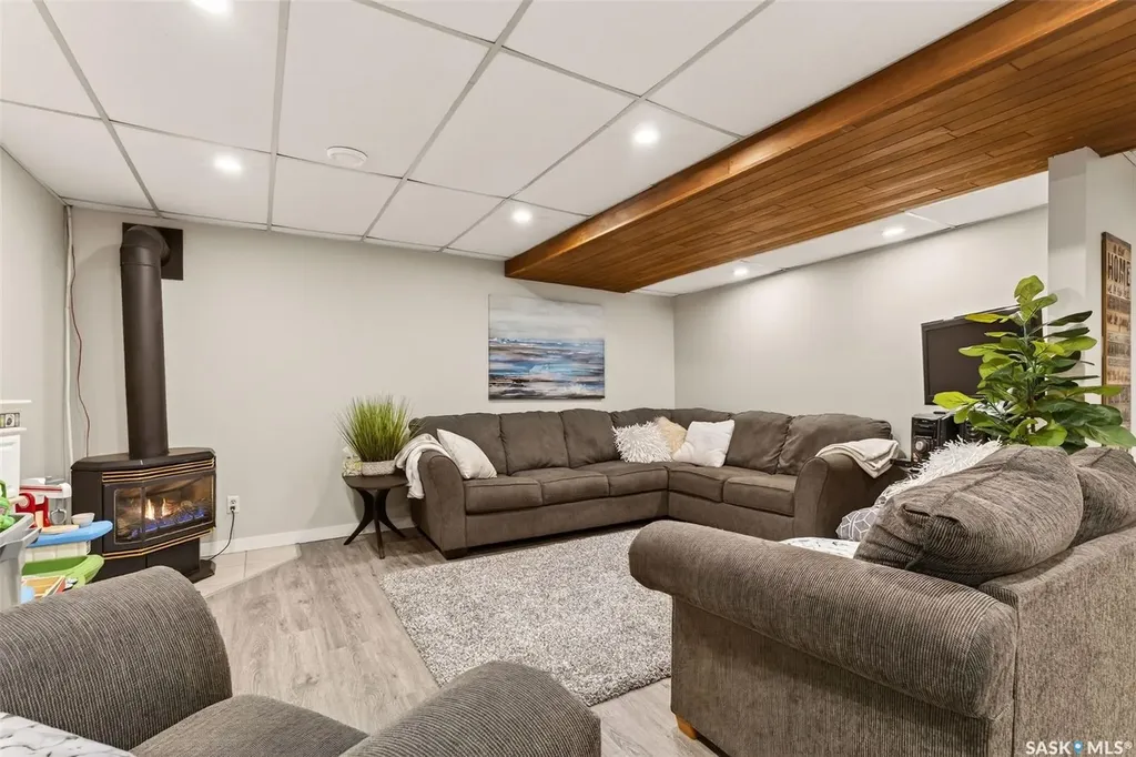 3389 Eagle Crescent Prince Albert SK S6V 7N5