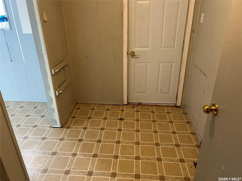 101 2nd Avenue E Lafleche SK S0H 2K0
