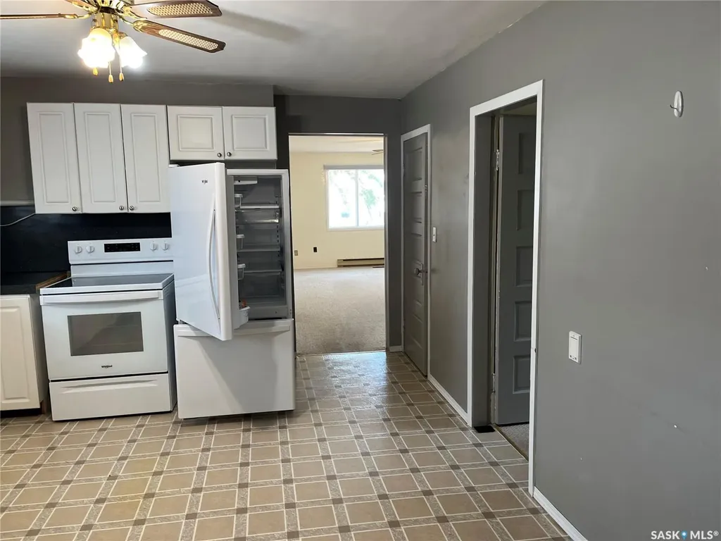 101 2nd Avenue E Lafleche SK S0H 2K0