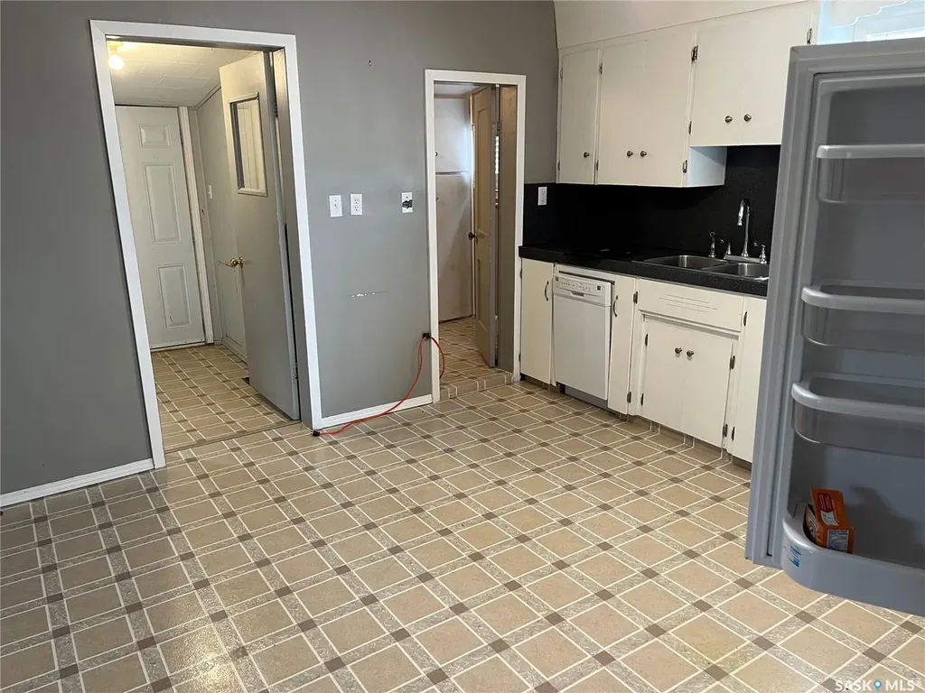 101 2nd Avenue E Lafleche SK S0H 2K0