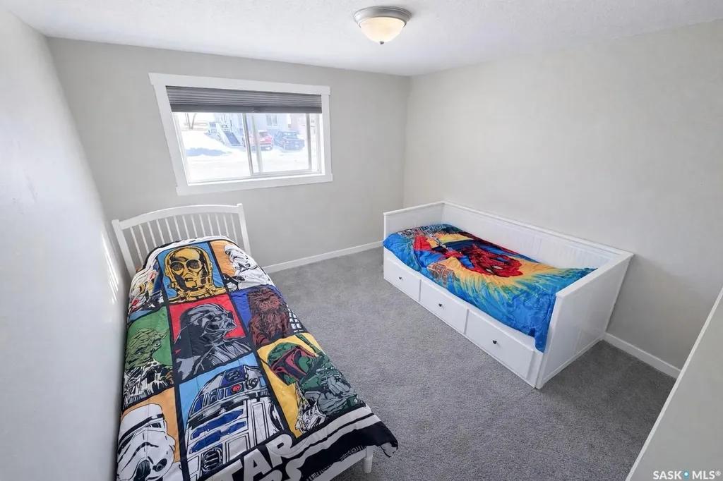 214 Pierce Street Strasbourg SK S0G 4V0