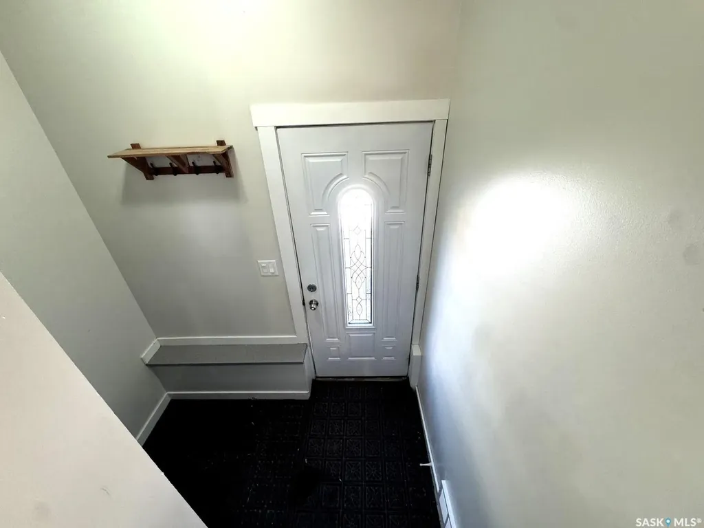 214 Pierce Street Strasbourg SK S0G 4V0