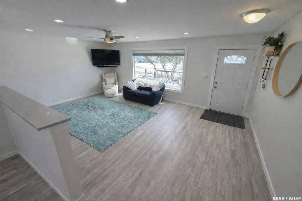 214 Pierce Street Strasbourg SK S0G 4V0
