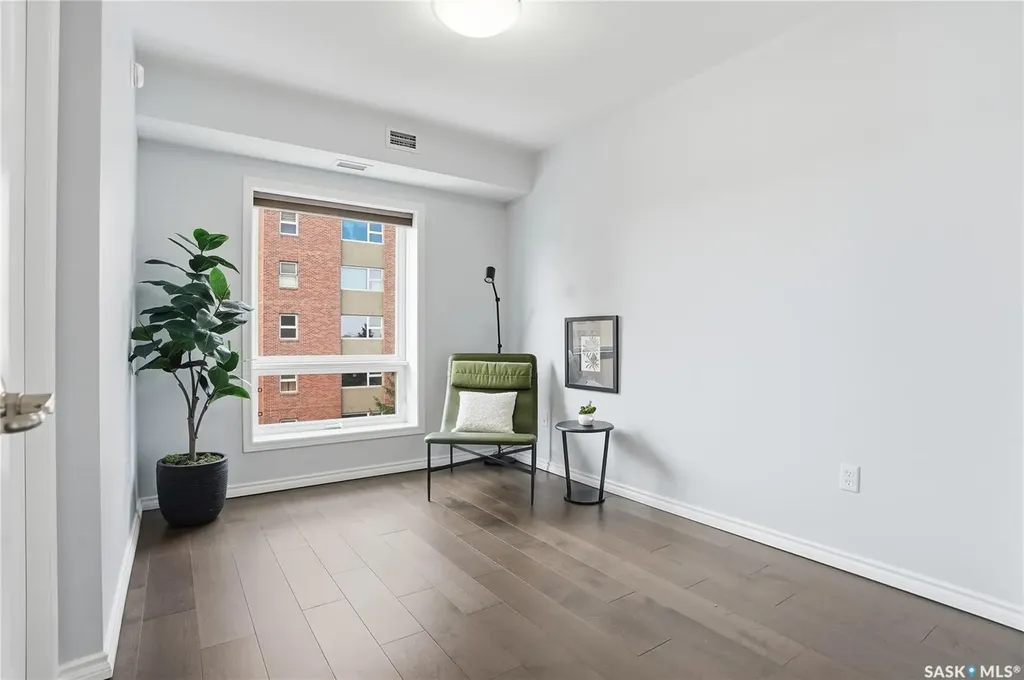 902 Spadina Crescent E Saskatoon SK S7K 0G8