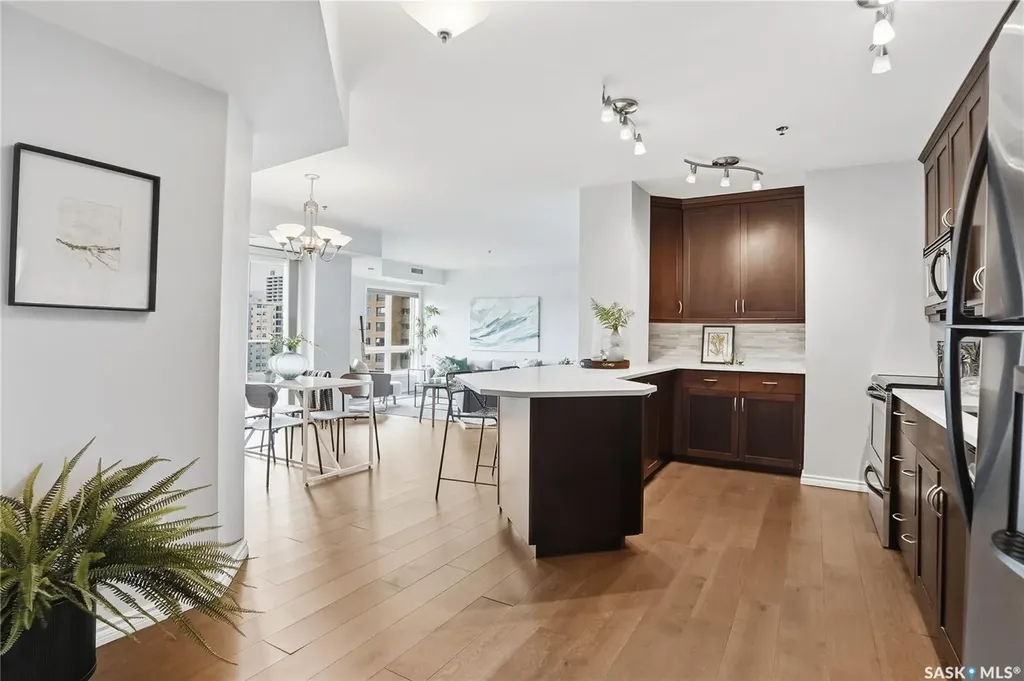 902 Spadina Crescent E Saskatoon SK S7K 0G8