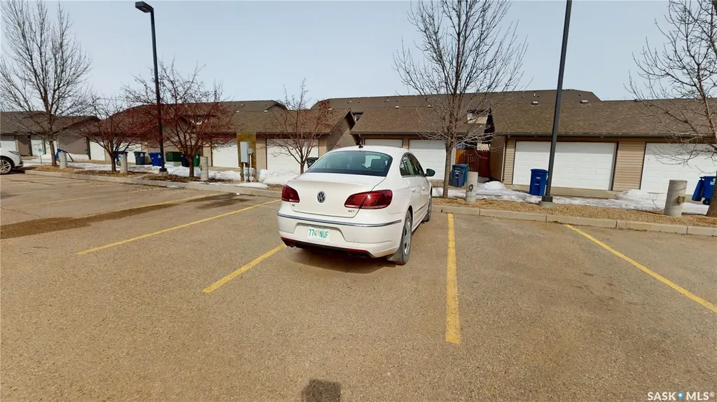 412 Willowgrove Square Saskatoon SK S7W 0T2