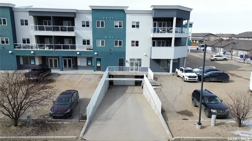 412 Willowgrove Square Saskatoon SK S7W 0T2