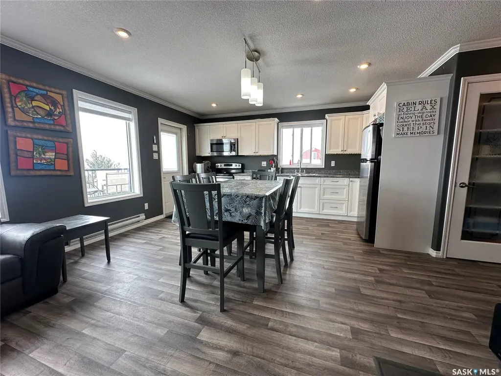 825 Park Drive Good Lake Rm No. 274 SK S0A 0L0