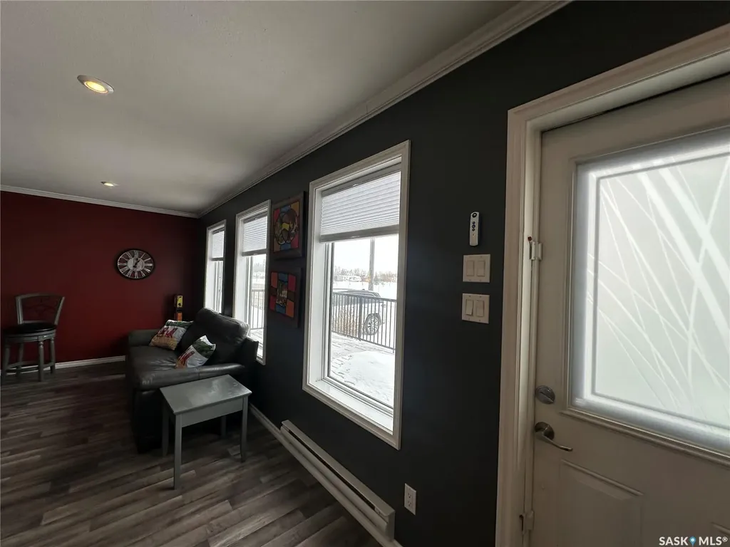 825 Park Drive Good Lake Rm No. 274 SK S0A 0L0