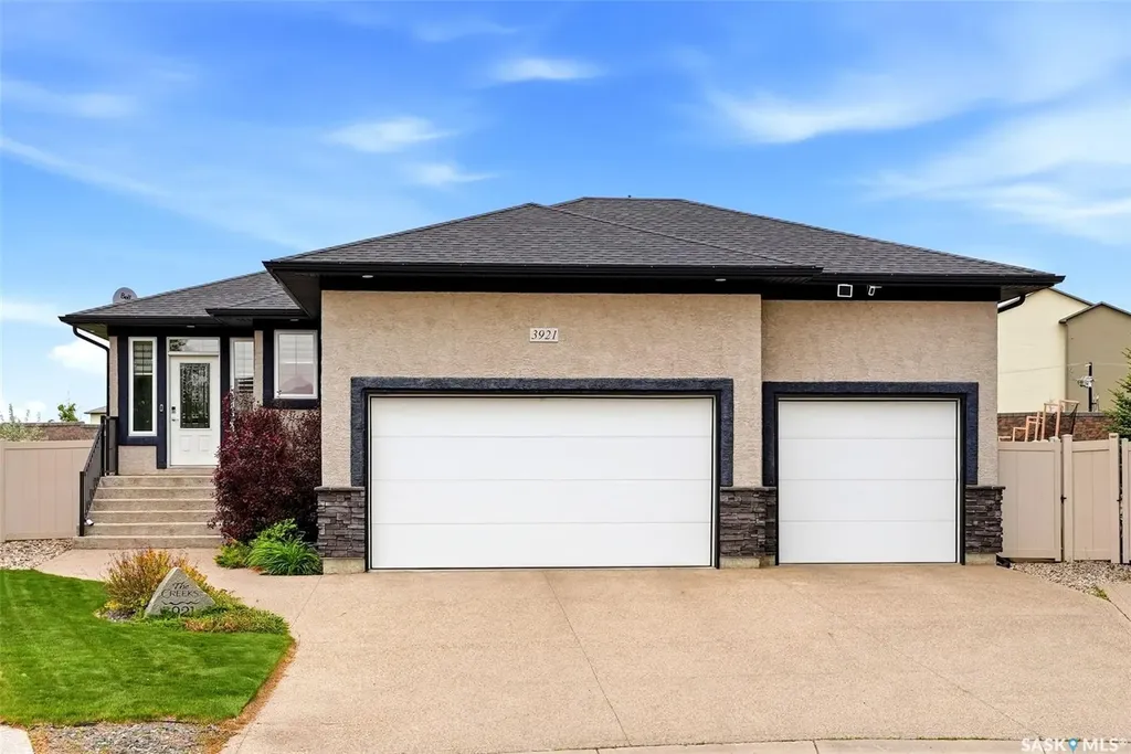 3921 Red Lily Bay Regina SK S4V 1S3