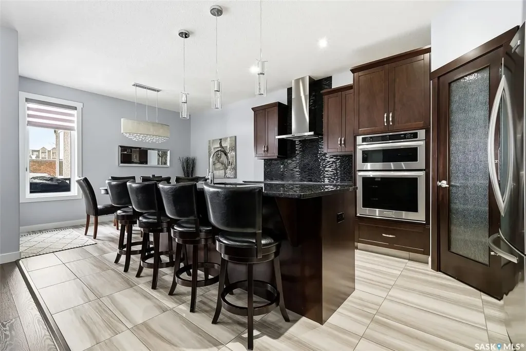 3921 Red Lily Bay Regina SK S4V 1S3