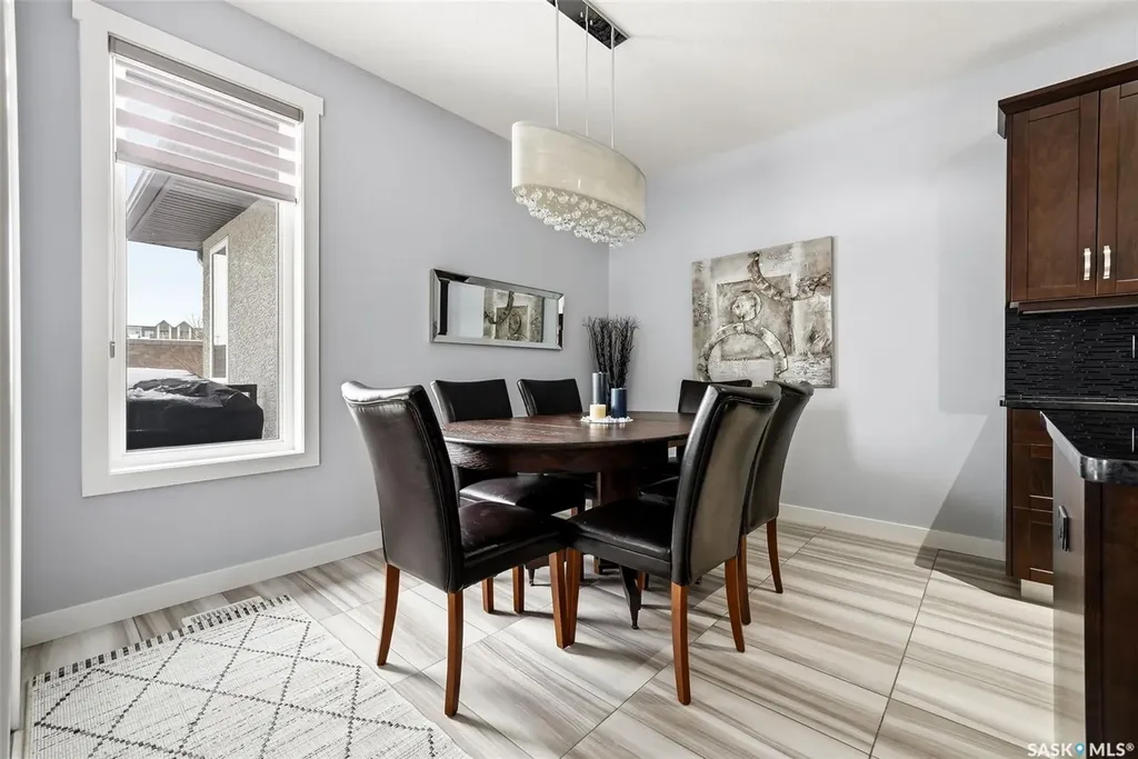 3921 Red Lily Bay Regina SK S4V 1S3