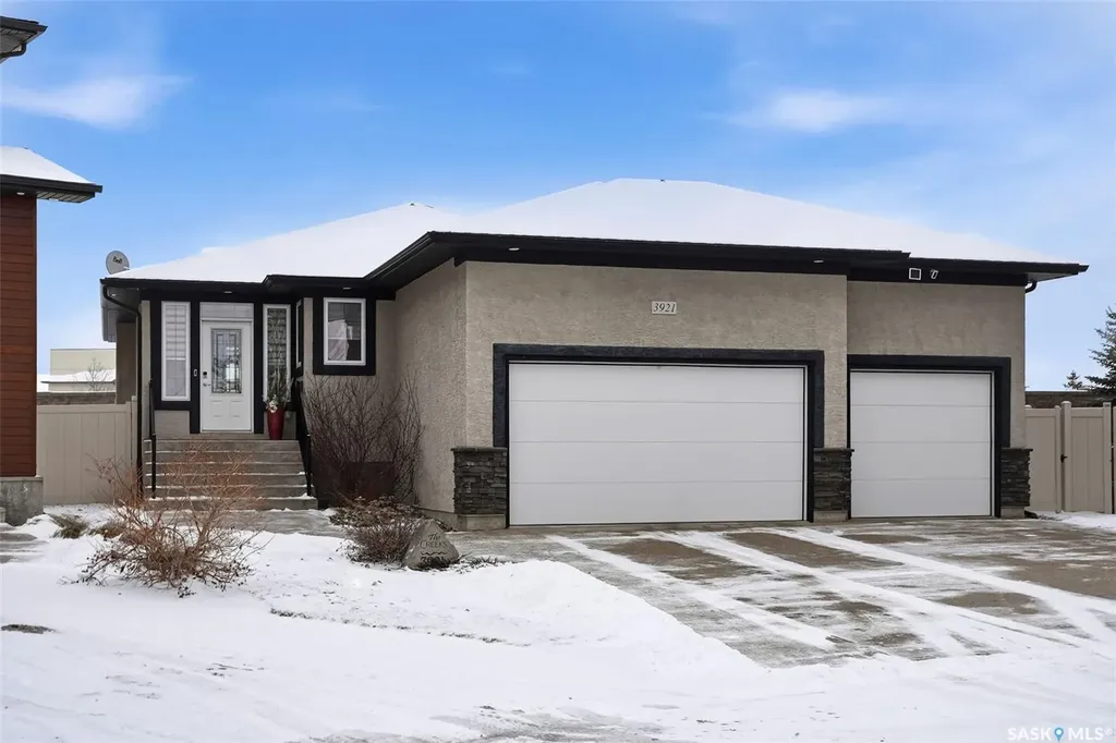 3921 Red Lily Bay Regina SK S4V 1S3
