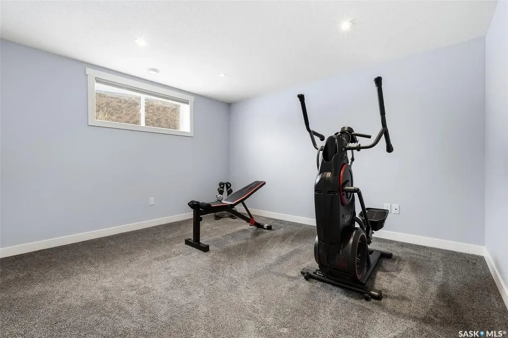 3921 Red Lily Bay Regina SK S4V 1S3