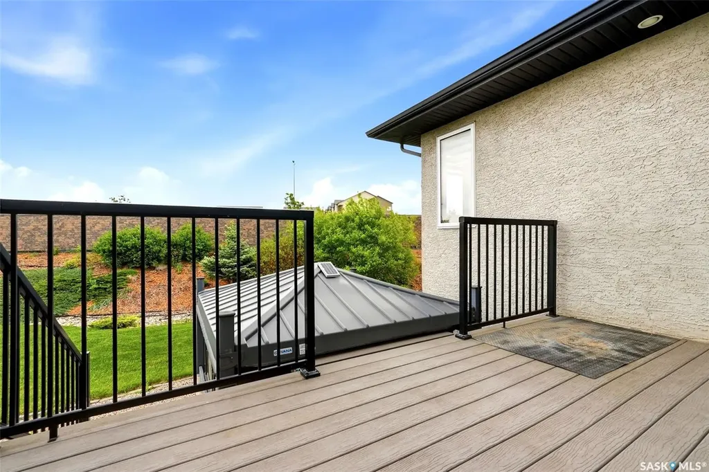 3921 Red Lily Bay Regina SK S4V 1S3