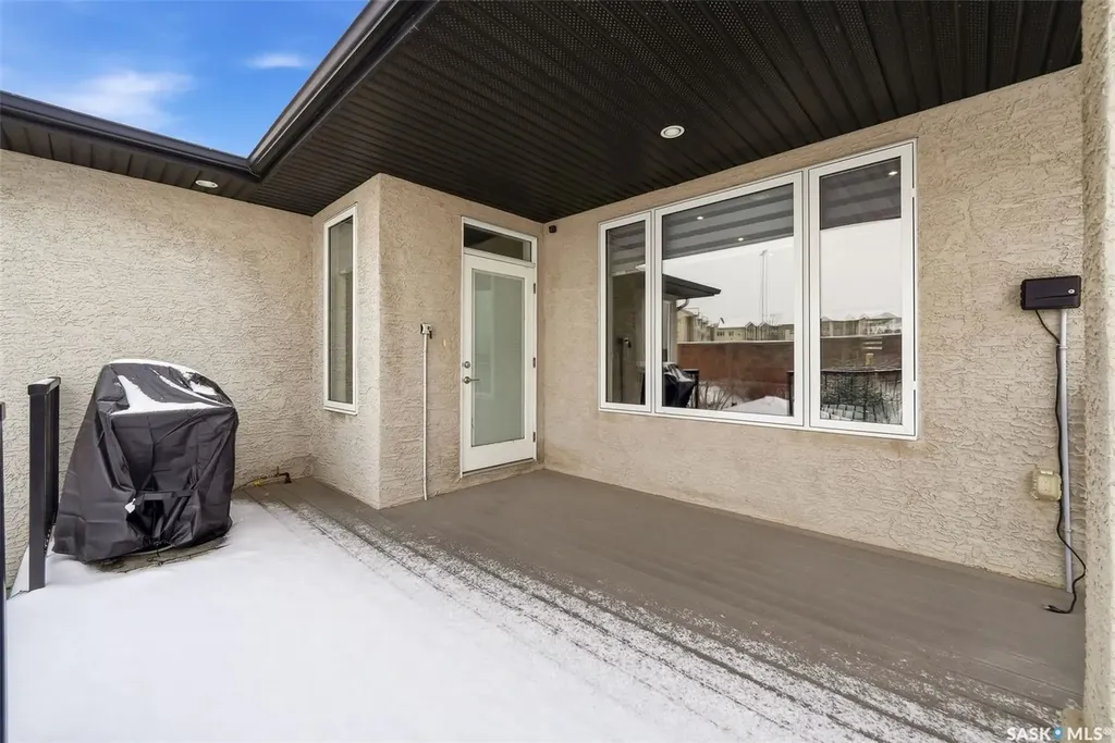 3921 Red Lily Bay Regina SK S4V 1S3