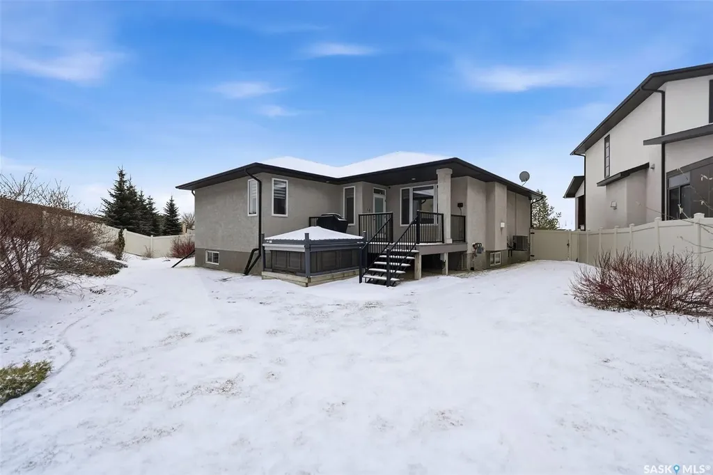 3921 Red Lily Bay Regina SK S4V 1S3