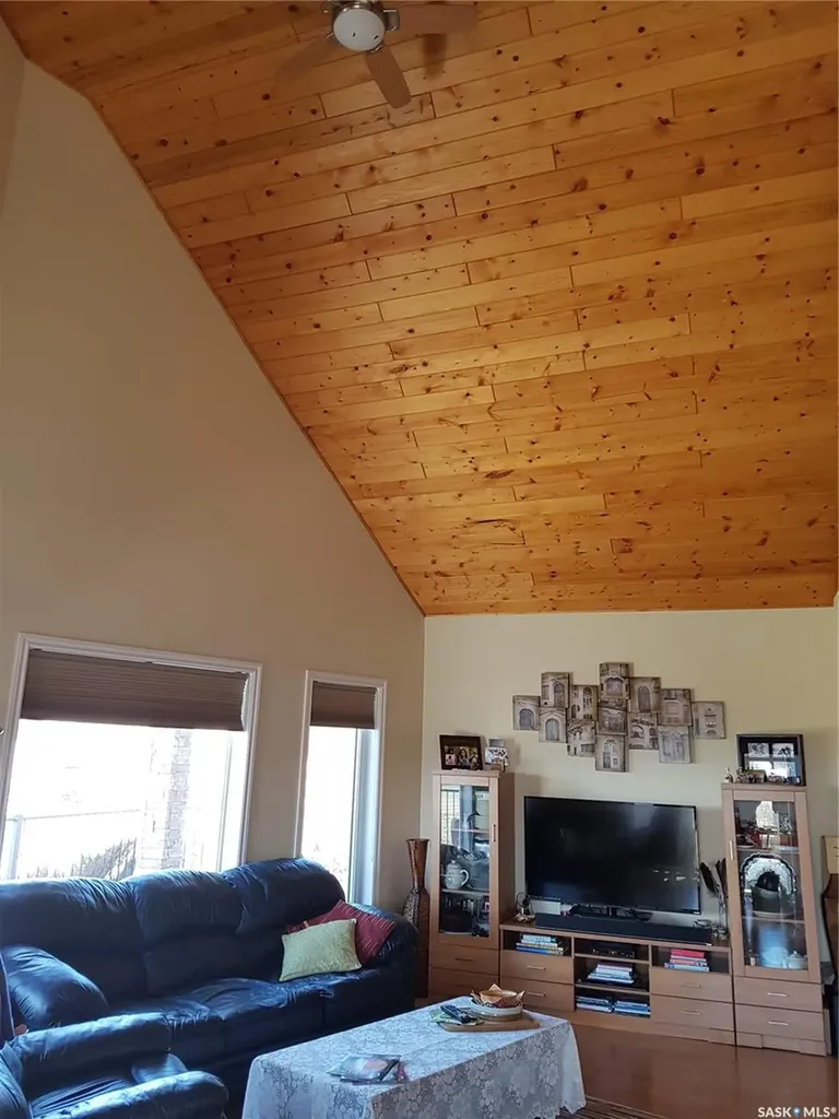 325 Ruby Drive Coteau Rm No. 255 SK S0L 0G0