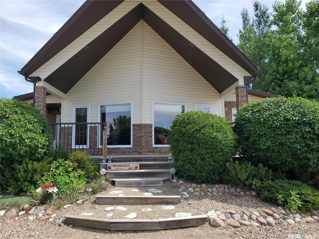 325 Ruby Drive Coteau Rm No. 255 SK S0L 0G0
