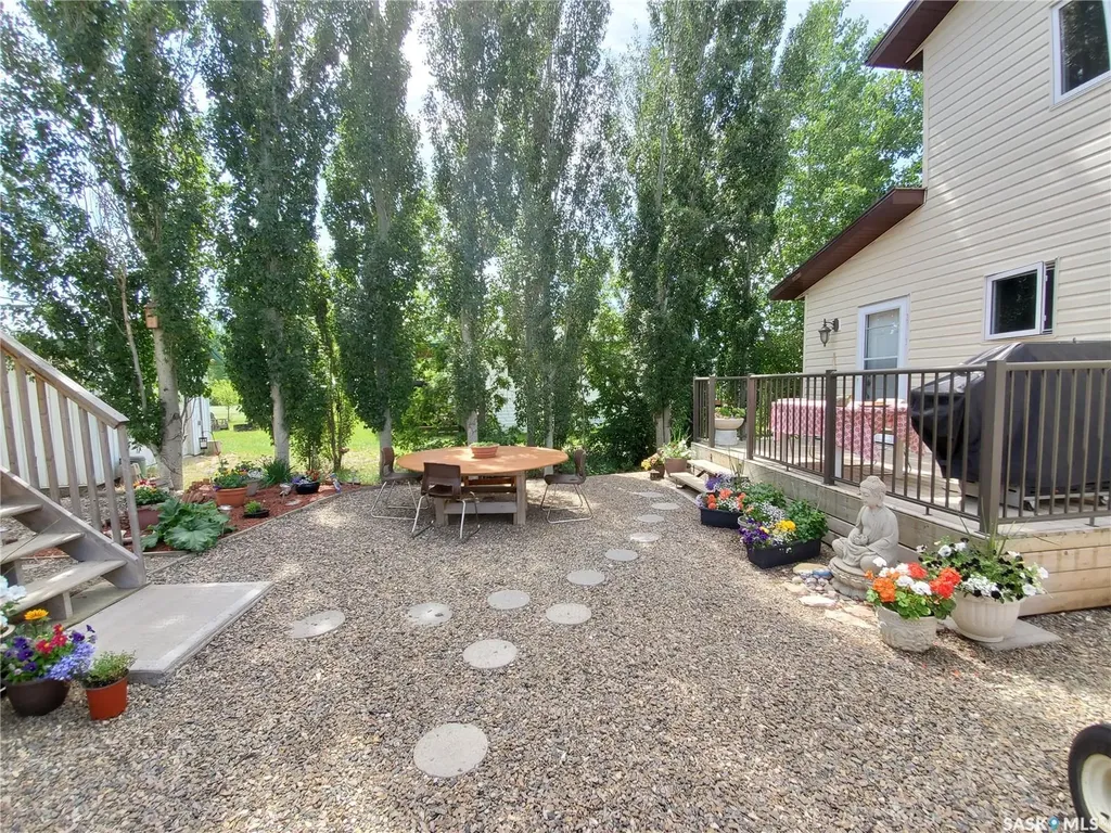 325 Ruby Drive Coteau Rm No. 255 SK S0L 0G0