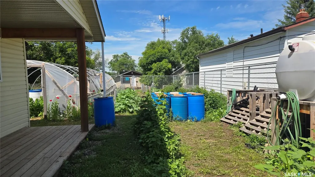 1005 Lillooet Street W Moose Jaw SK S6H 4Z9