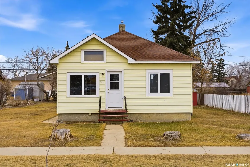 304 Main Street Avonlea SK S0H 0C0