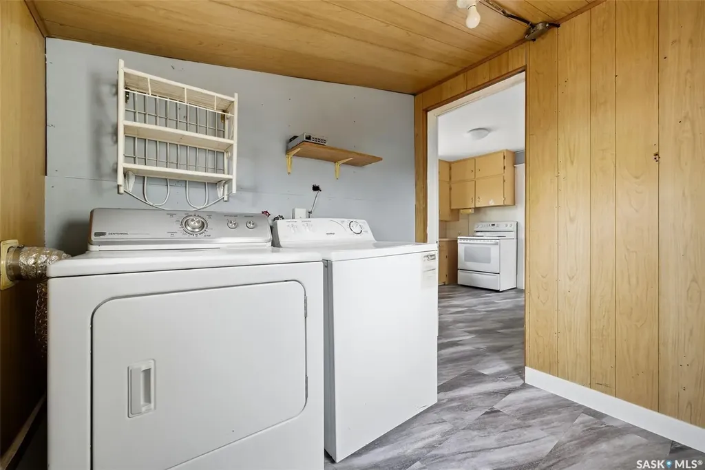 304 Main Street Avonlea SK S0H 0C0