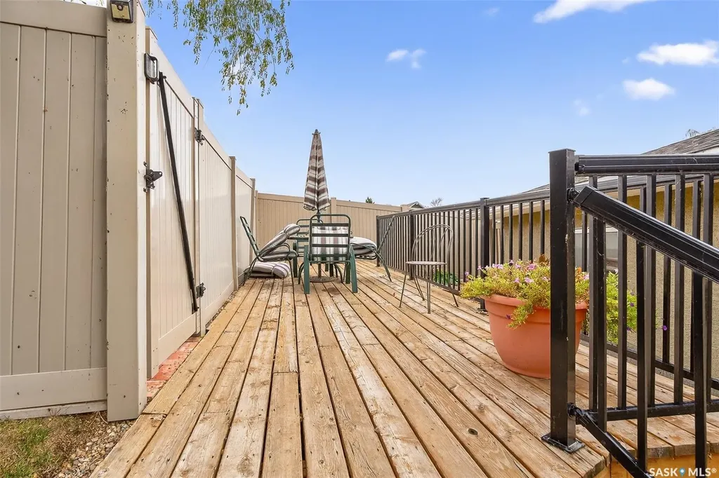 367 Daniel Drive North Grove SK S6H 4P4