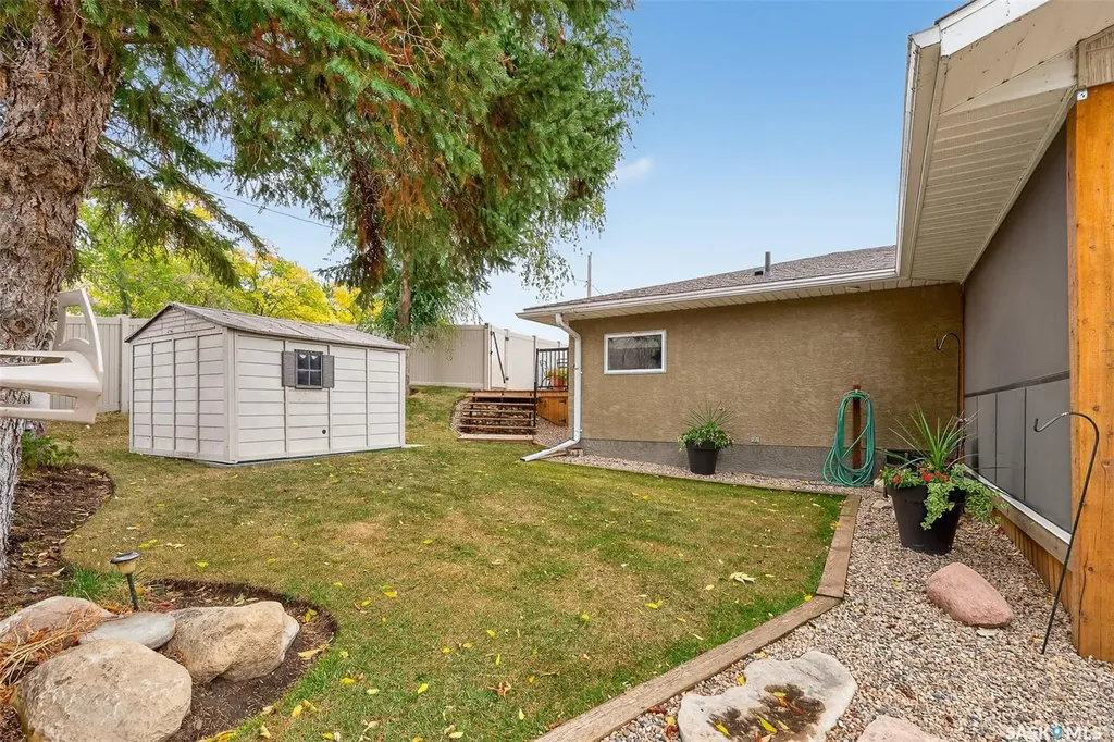 367 Daniel Drive North Grove SK S6H 4P4