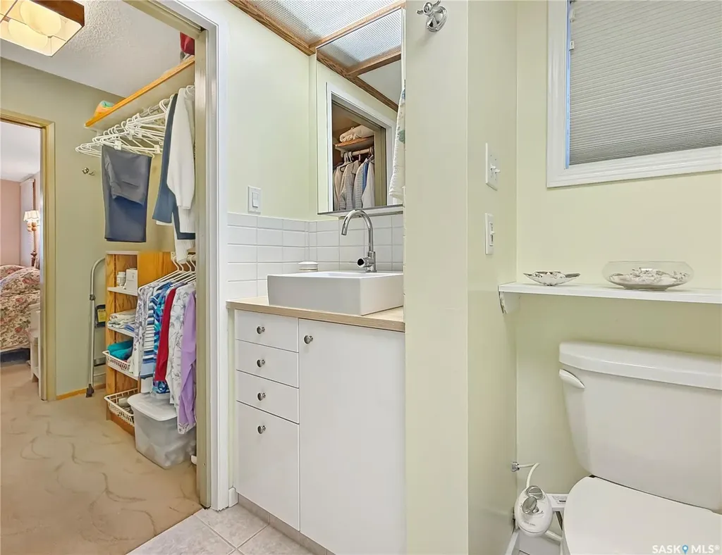 275 Alpine Crescent Swift Current SK S9H 4T5