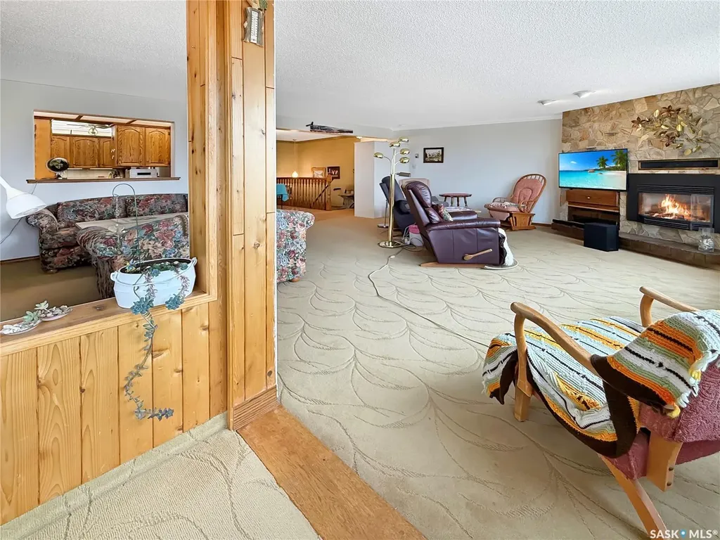 275 Alpine Crescent Swift Current SK S9H 4T5