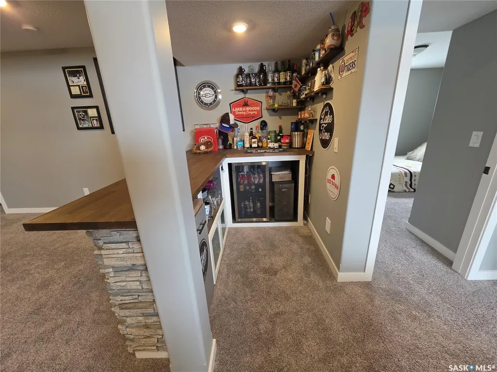 9 Carl Drive Meadow Lake SK S9X 1Z9