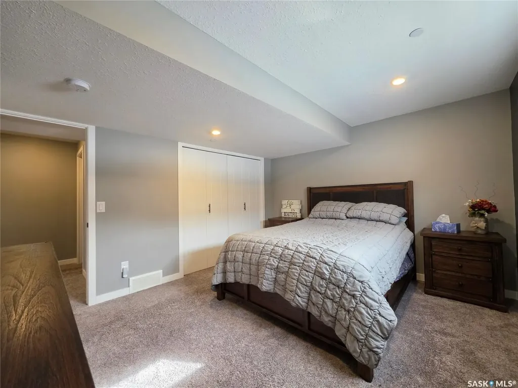 9 Carl Drive Meadow Lake SK S9X 1Z9