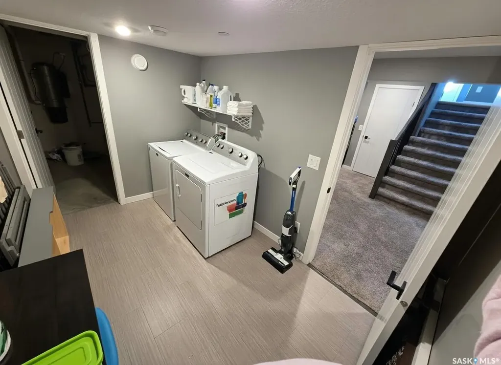 9 Carl Drive Meadow Lake SK S9X 1Z9