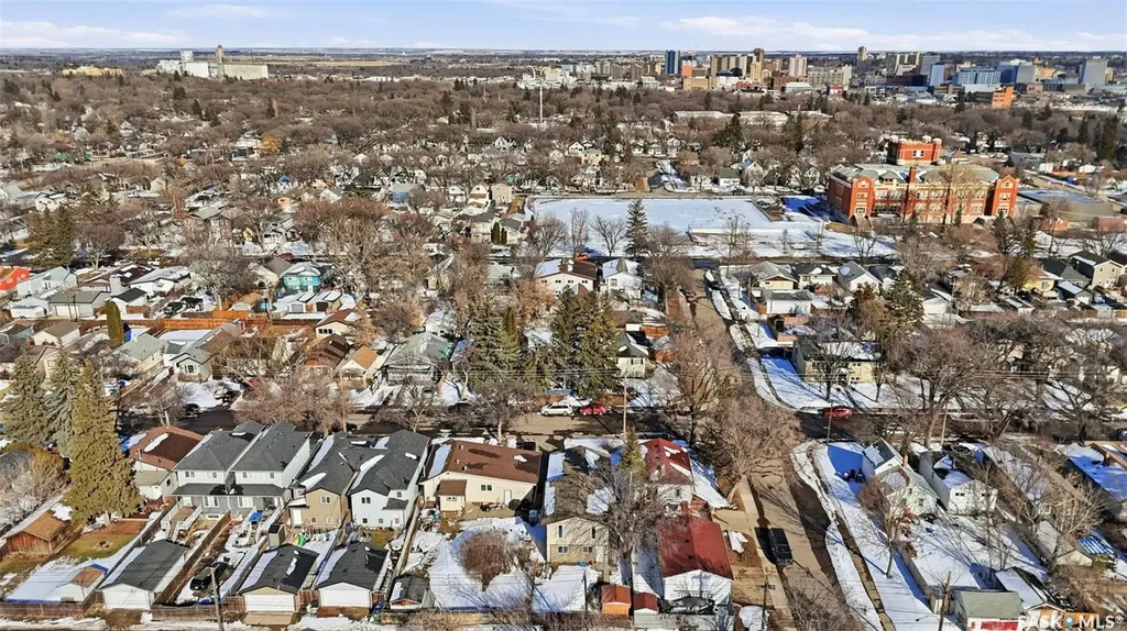 505 L Avenue N Saskatoon SK S7L 2P8