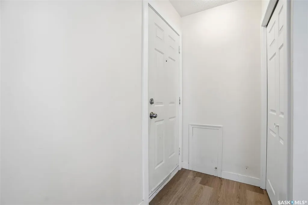 505 L Avenue N Saskatoon SK S7L 2P8