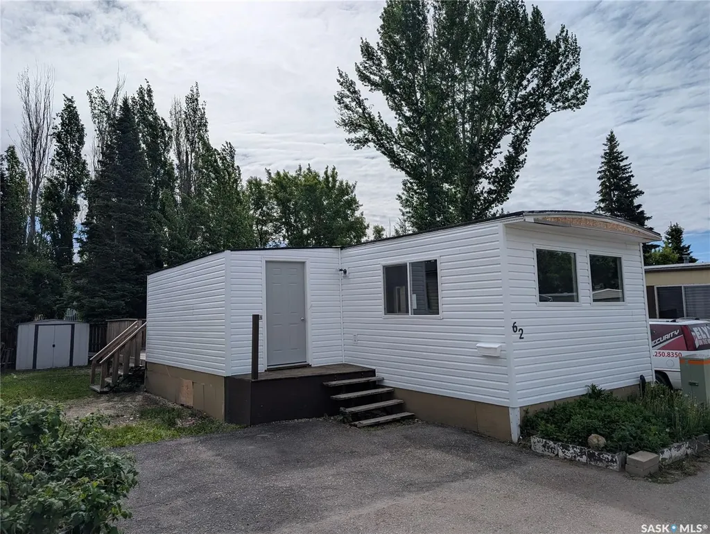 219 Grant Street Saskatoon SK S7N 2A5