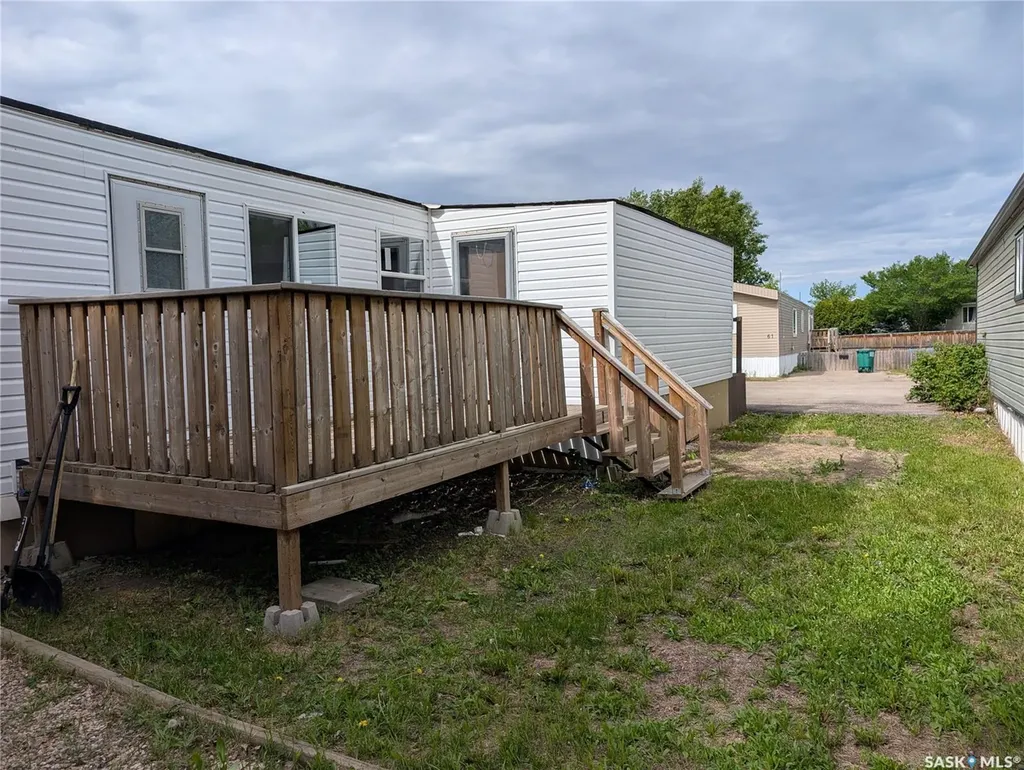 219 Grant Street Saskatoon SK S7N 2A5