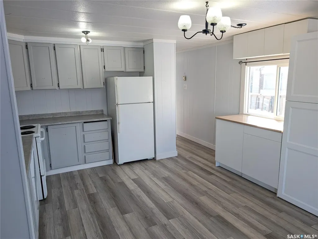 219 Grant Street Saskatoon SK S7N 2A5