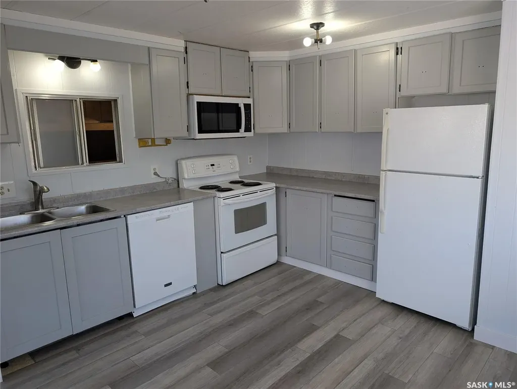 219 Grant Street Saskatoon SK S7N 2A5