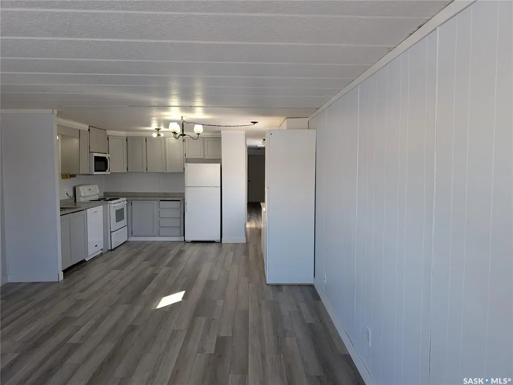219 Grant Street Saskatoon SK S7N 2A5