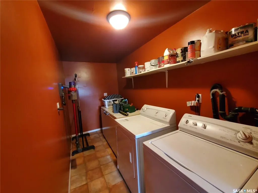 102 Railway Avenue E Waldeck SK S0H 4J0