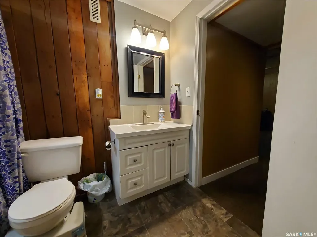 102 Railway Avenue E Waldeck SK S0H 4J0