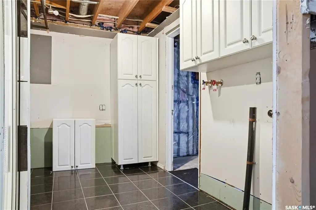 82 Burton Street Grand Coulee SK S4M 0A3