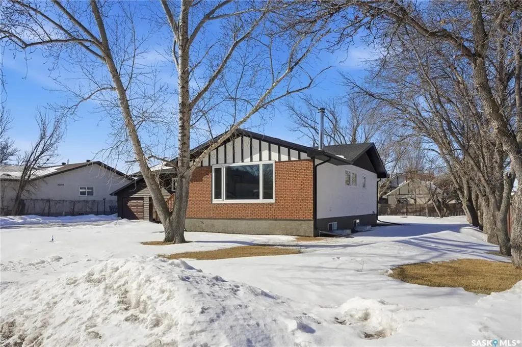 82 Burton Street Grand Coulee SK S4M 0A3