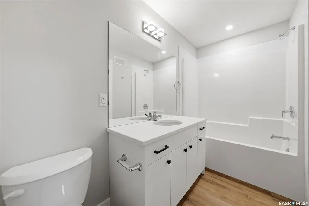 3220 11th Street W Saskatoon SK S7M 5M4