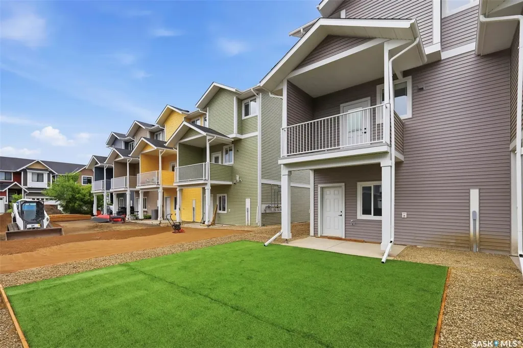 3220 11th Street W Saskatoon SK S7M 5M4