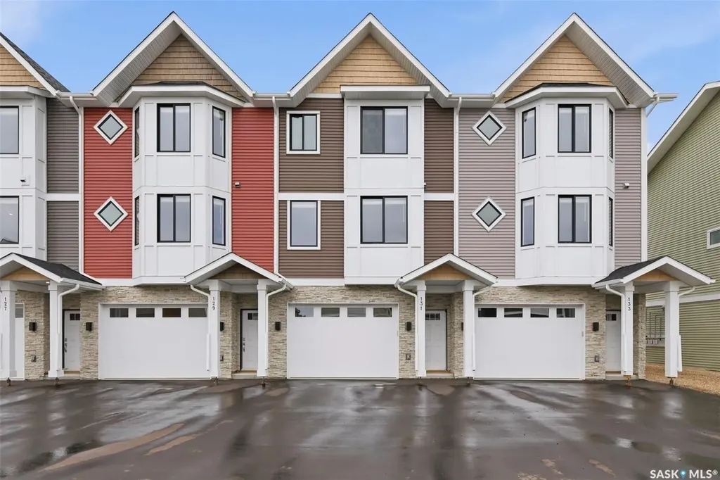 3220 11th Street W Saskatoon SK S7M 5M4