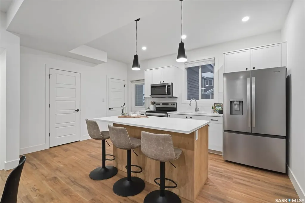 3220 11th Street W Saskatoon SK S7M 5M4